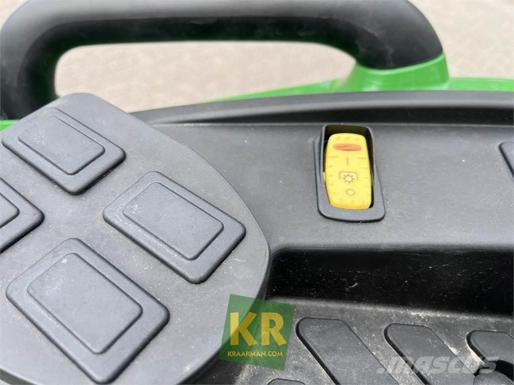 John Deere 4066M Naudoti kompaktiški traktoriai