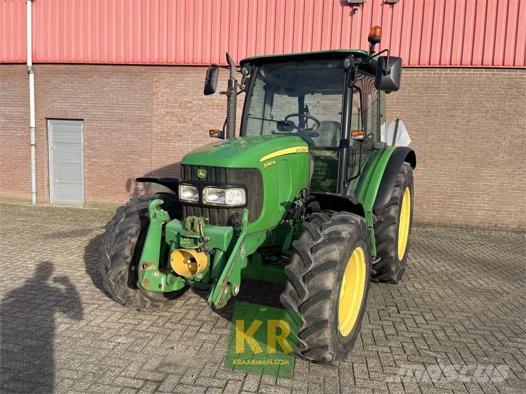 John Deere 5080M Traktoriai