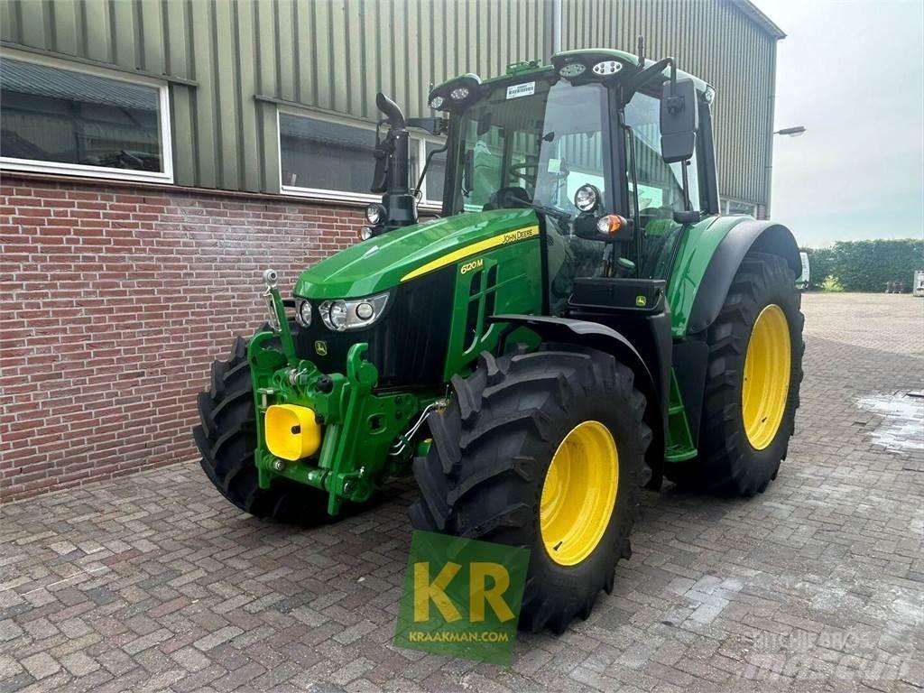 John Deere 6120M Traktoriai