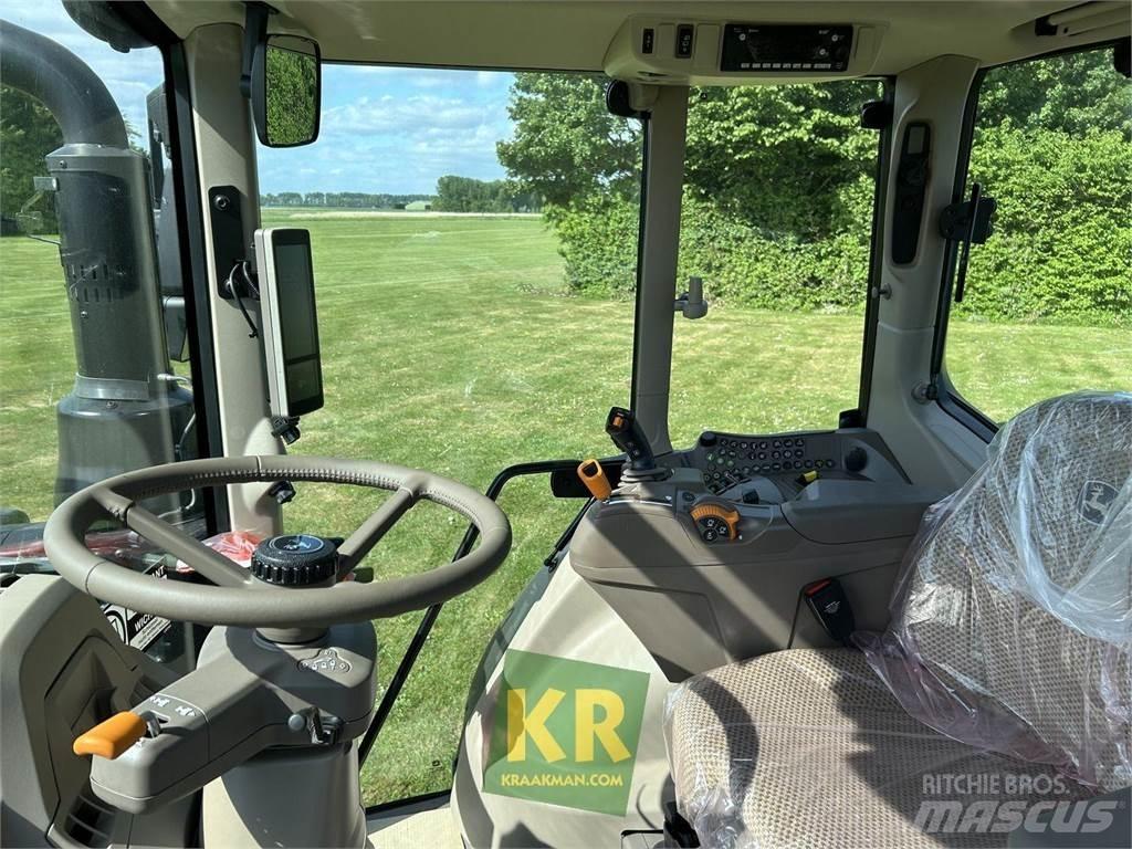 John Deere 6120M Traktoriai