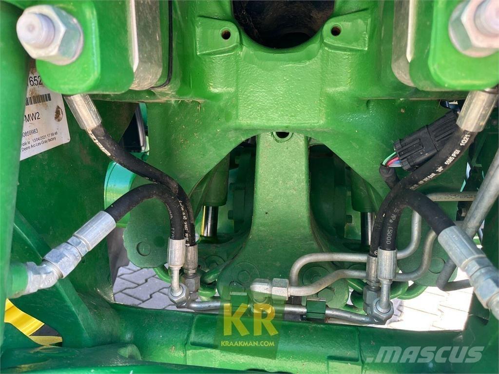 John Deere 6120M Traktoriai