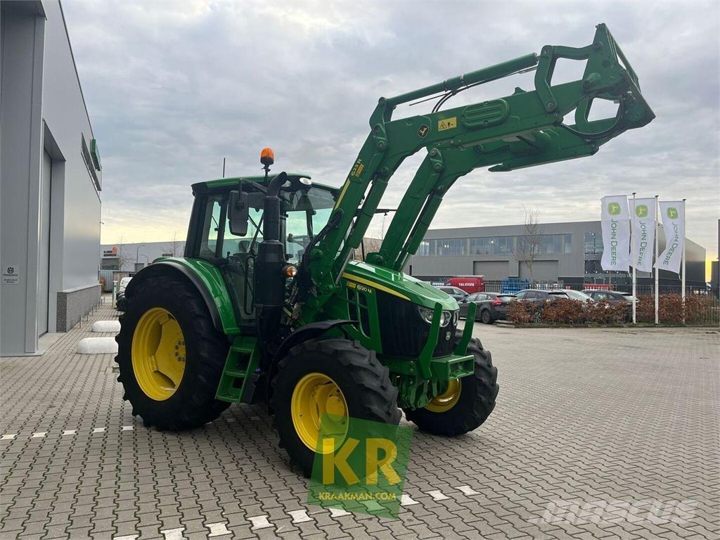 John Deere 6120M Traktoriai