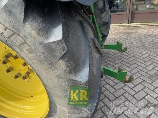 John Deere 6125R Traktoriai
