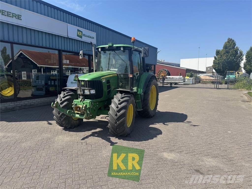 John Deere 6130 Traktoriai