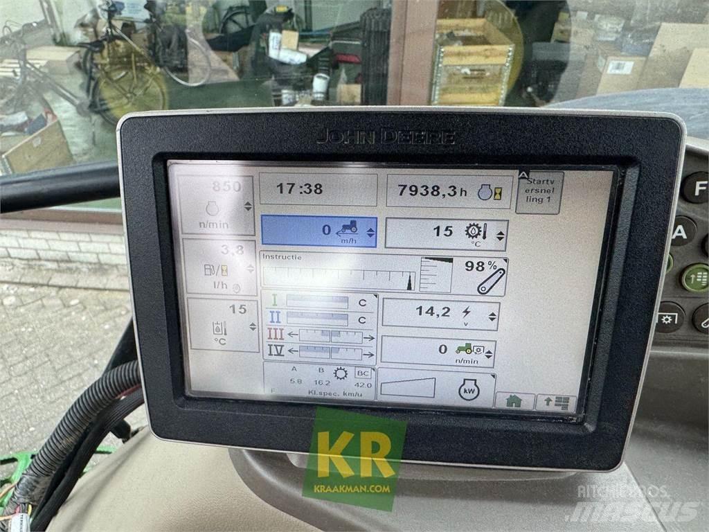 John Deere 6150R Traktoriai