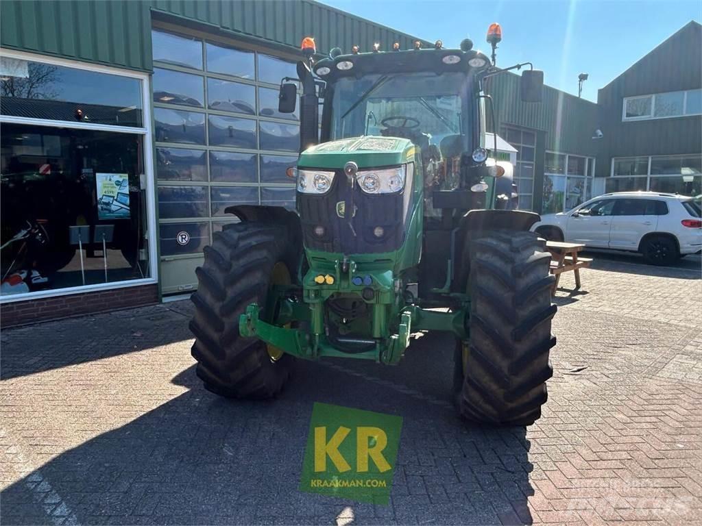 John Deere 6150R Traktoriai