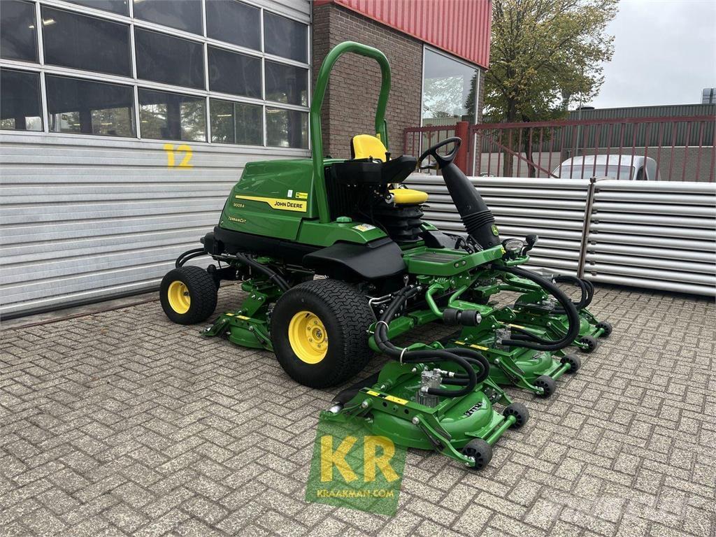 John Deere 9009A Trijų dalių pjaunamosios