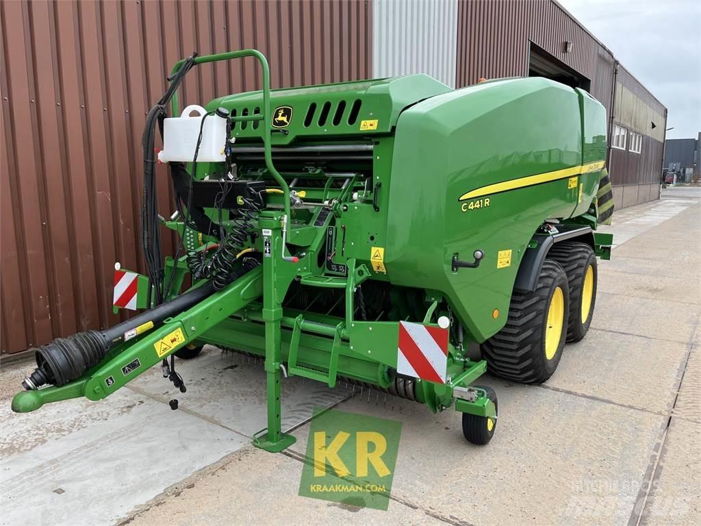 John Deere C441R Ritinių presai