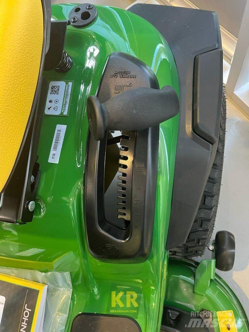 John Deere X127 Sodo traktoriukai-vejapjovės
