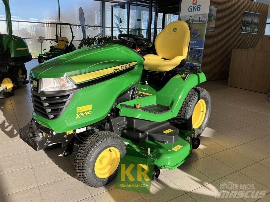 John Deere X590 Sodo traktoriukai-vejapjovės