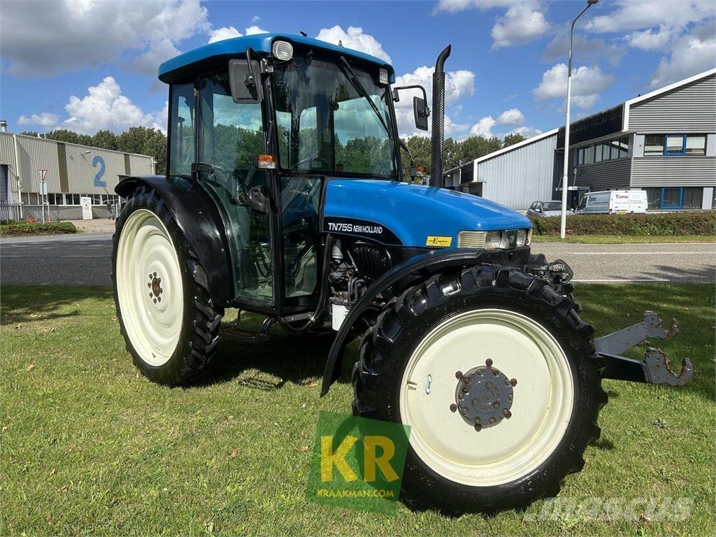 New Holland TN75S Traktoriai