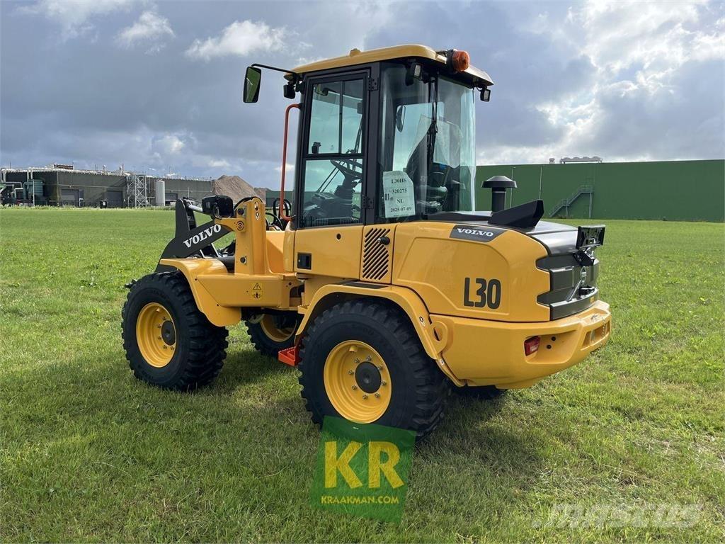 Volvo L30HS Naudoti ratiniai krautuvai