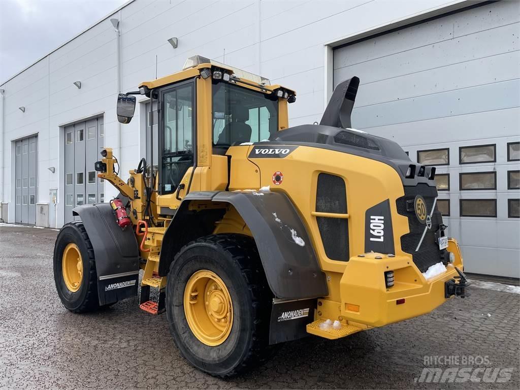 Volvo L60H Naudoti ratiniai krautuvai