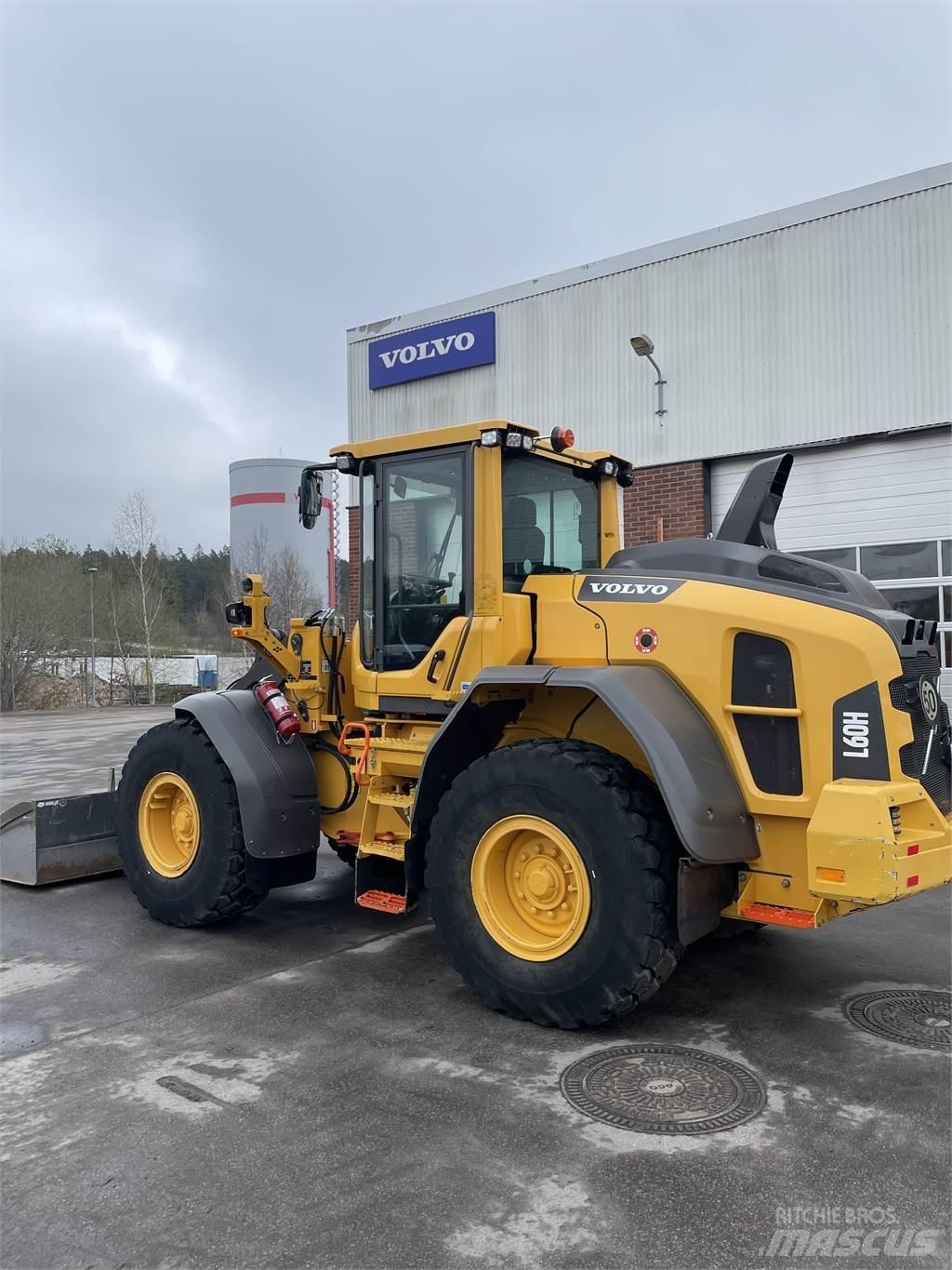 Volvo L60H Naudoti ratiniai krautuvai