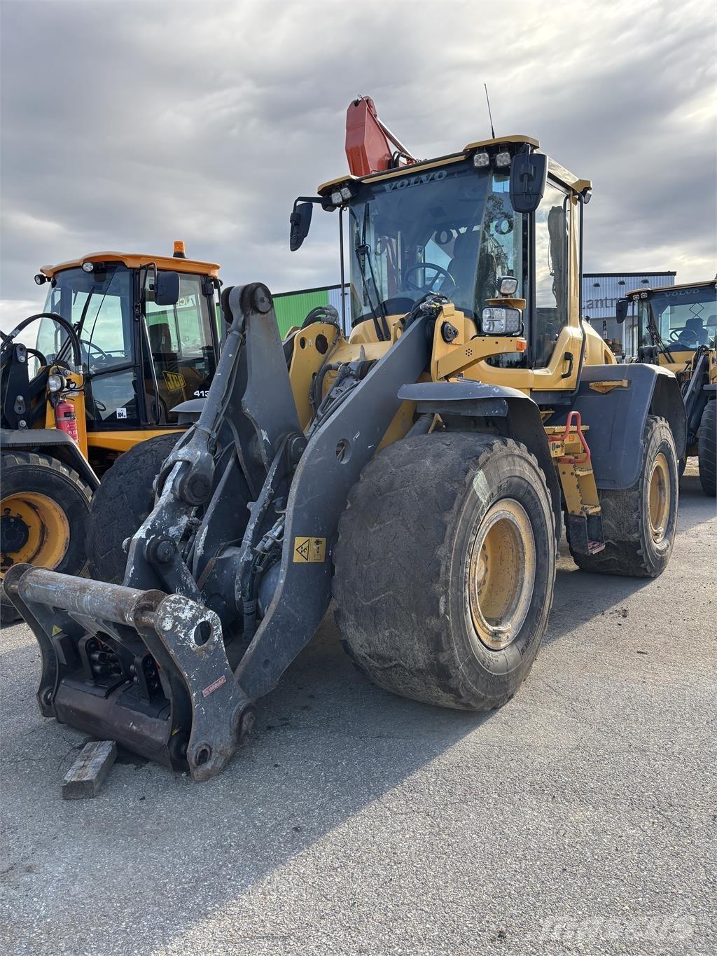 Volvo L90H Naudoti ratiniai krautuvai