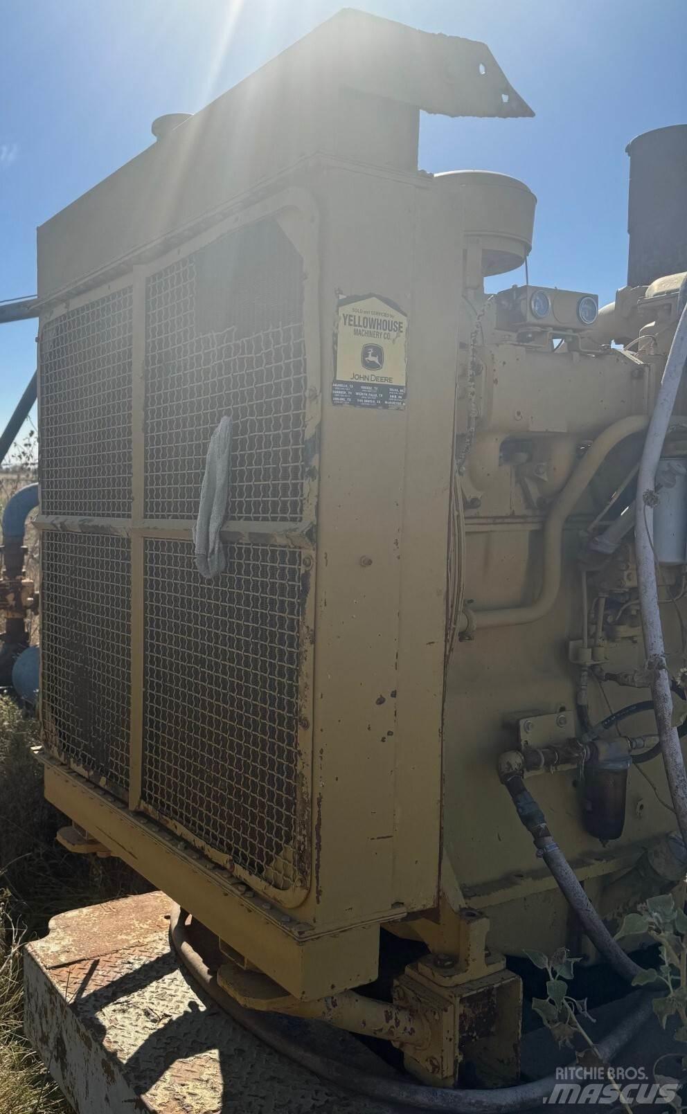 CAT D353 Varikliai