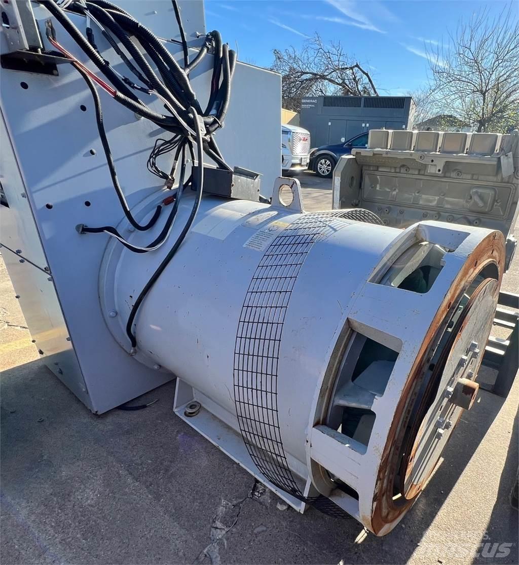 Marathon 810kW Kiti generatoriai