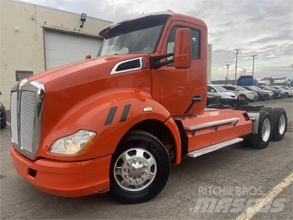 Kenworth T680 Naudoti vilkikai
