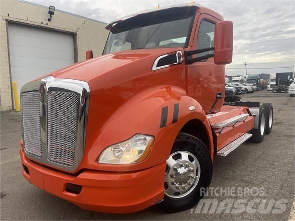 Kenworth T680 Naudoti vilkikai