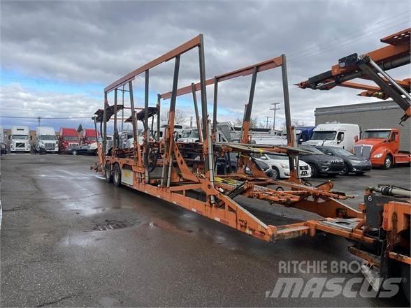 Peterbilt 389 Statyba - Kita