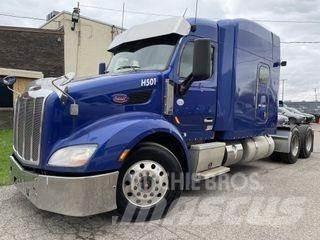 Peterbilt 579 Naudoti vilkikai
