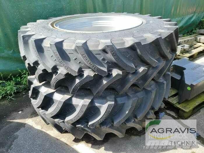 520/85R42 Padangos, ratai ir ratlankiai