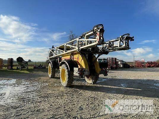 Artec F40 Prikabinami purkštuvai