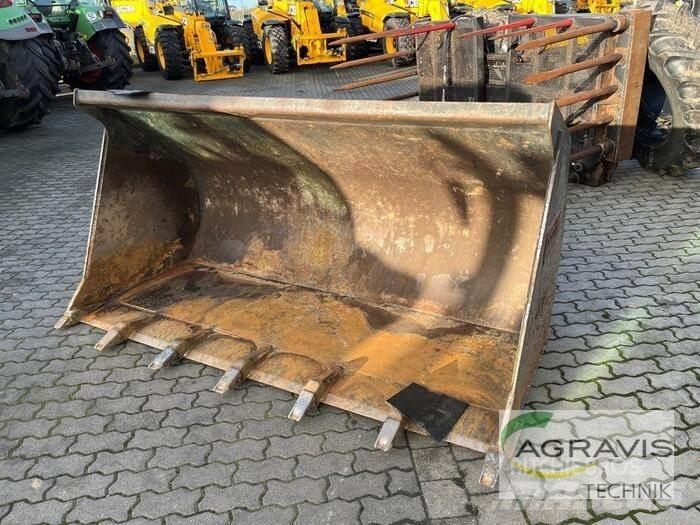 Case IH 721 Naudoti ratiniai krautuvai