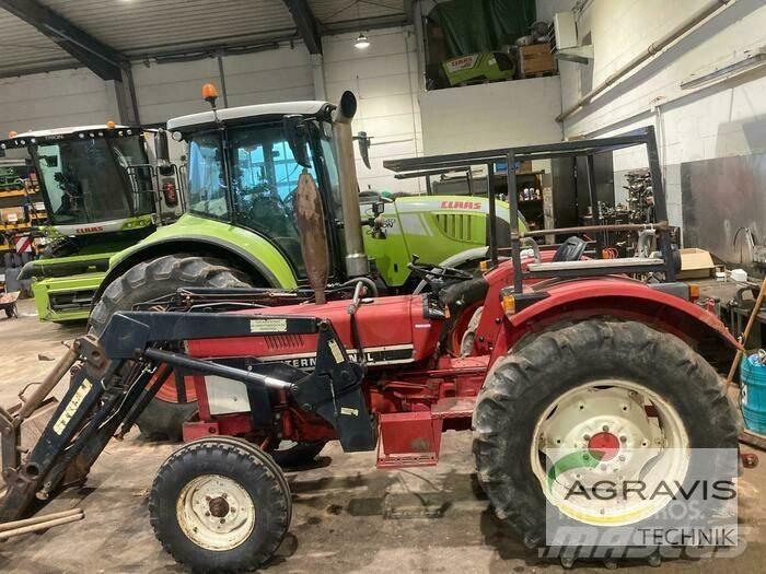 Case IH IHC 633 Traktoriai