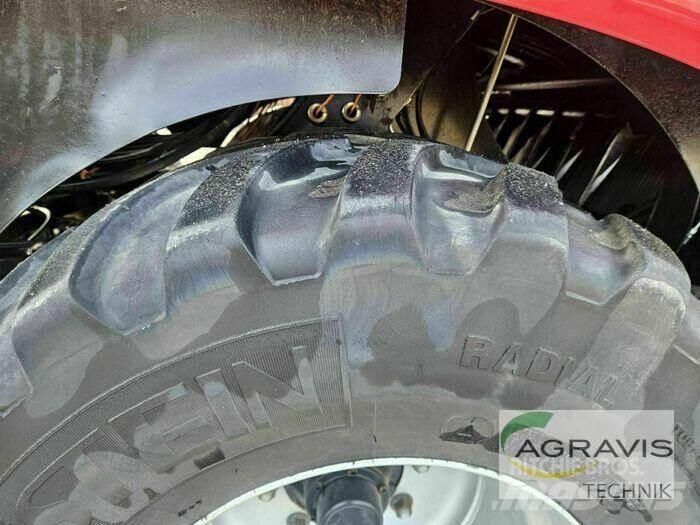 Case IH LB 424 R RL6 Stačiakampių ryšulių presai