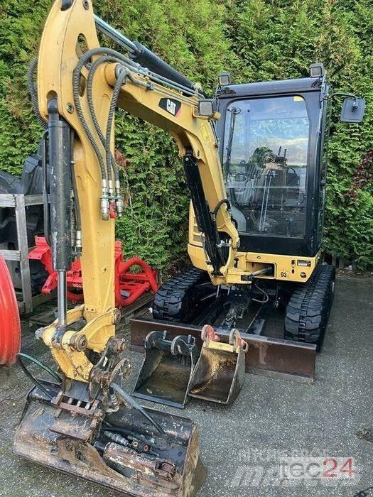 CAT 302.7 D Ratiniai ekskavatoriai