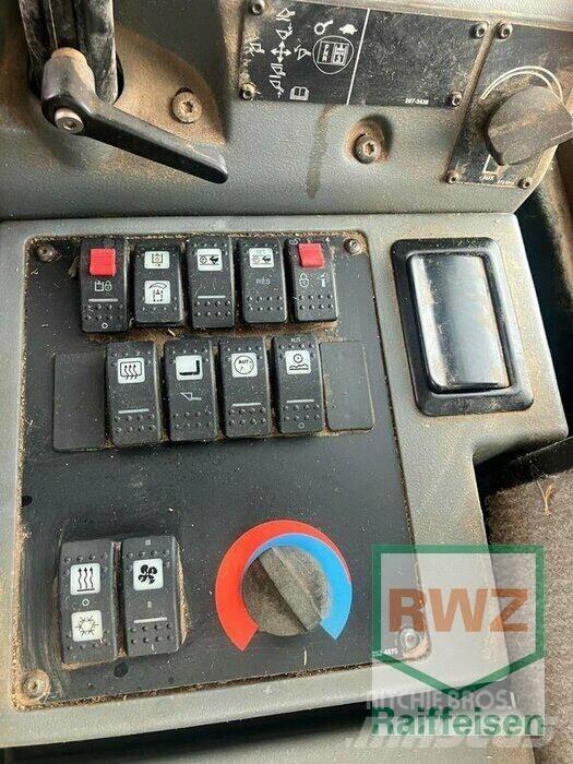 CAT 930H Naudoti ratiniai krautuvai