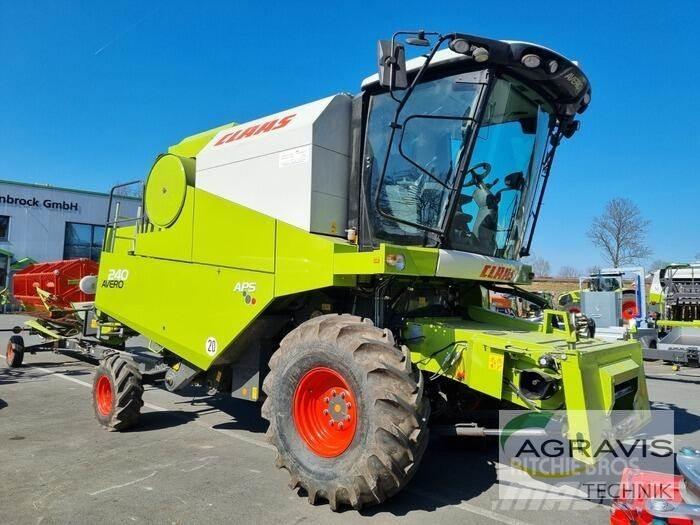 CLAAS AVERO 240 Derliaus nuėmimo kombainai