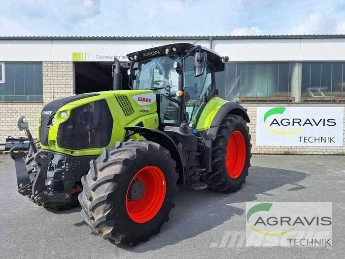 CLAAS AXION 800 CIS+ Traktoriai