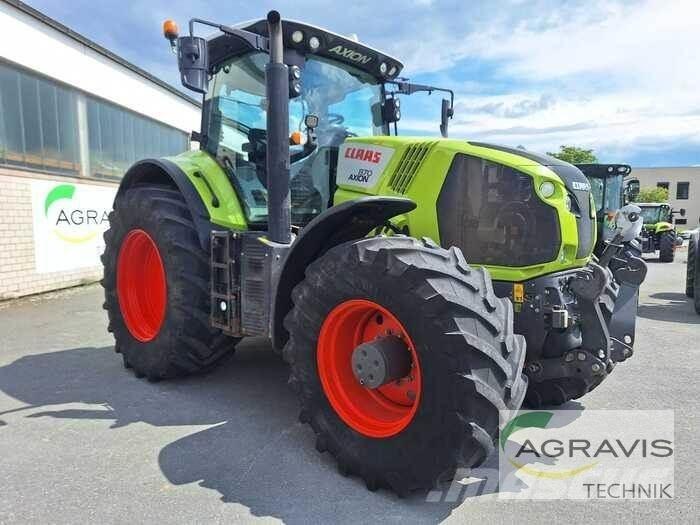 CLAAS AXION 870 Traktoriai