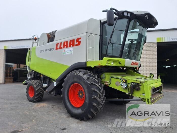 CLAAS LEXION 550 Derliaus nuėmimo kombainai