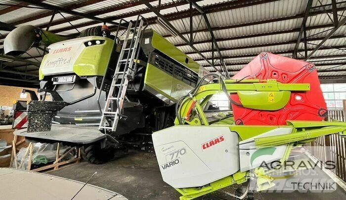 CLAAS LEXION 6700 Derliaus nuėmimo kombainai