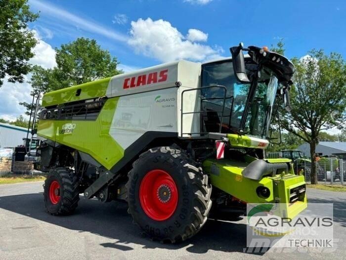 CLAAS LEXION 6700 Derliaus nuėmimo kombainai