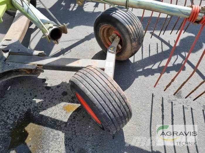 CLAAS LINER 2700 Šieno grėbliai ir vartytuvai