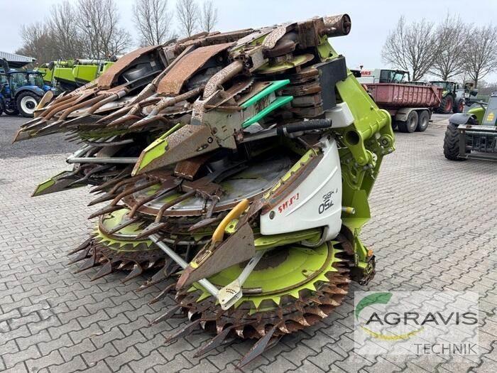 CLAAS ORBIS 750 Savaeigių pašarų ruošimo mašinų priedai
