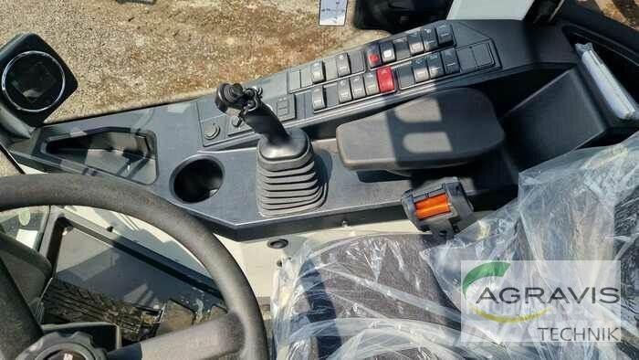 CLAAS TORION 530 Naudoti ratiniai krautuvai