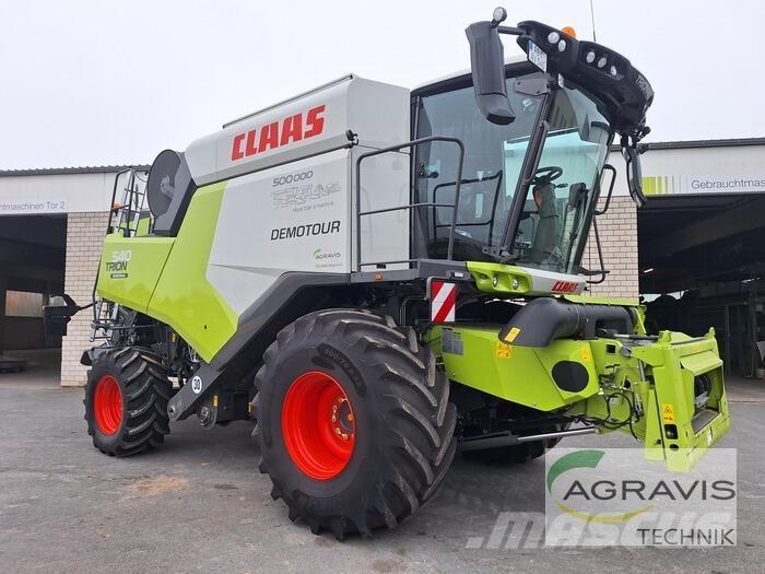 CLAAS TRION 540 Derliaus nuėmimo kombainai