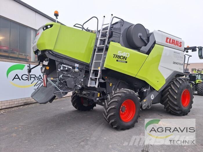 CLAAS TRION 540 Derliaus nuėmimo kombainai