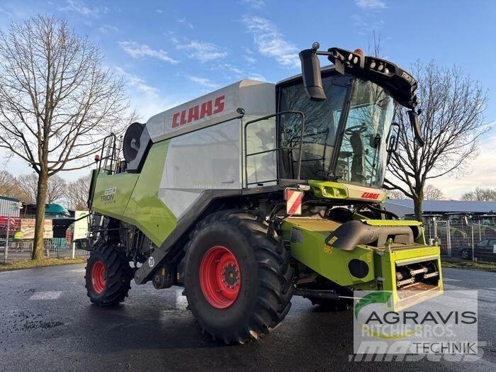 CLAAS TRION 650 Derliaus nuėmimo kombainai
