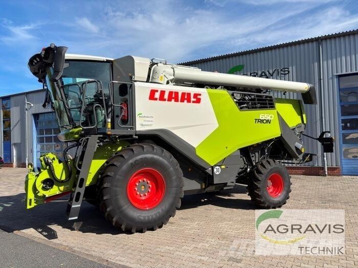 CLAAS TRION 650 Derliaus nuėmimo kombainai