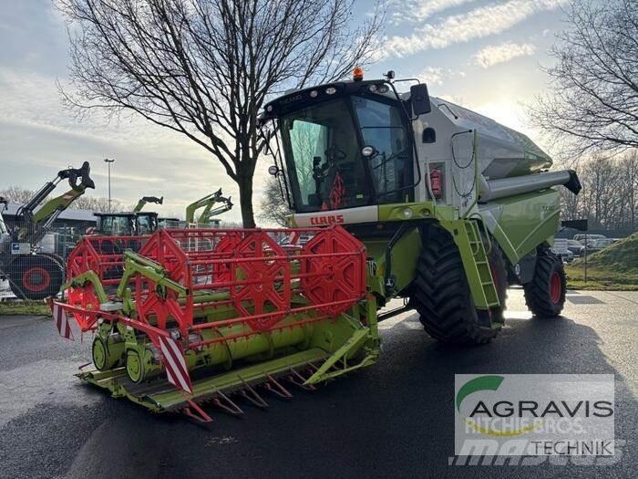 CLAAS TUCANO 420 Derliaus nuėmimo kombainai