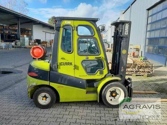 Clark C30L Šakiniai krautuvai - Kita