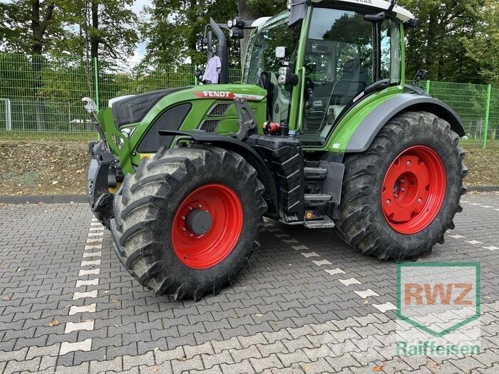 Fendt 516 Vario Traktoriai