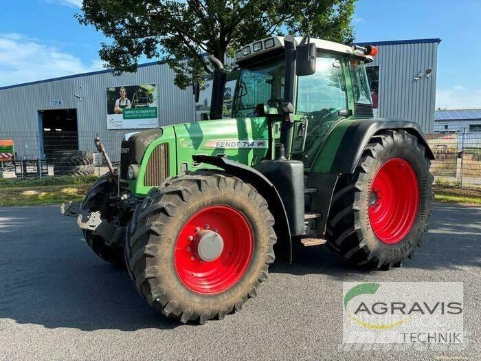 Fendt 714 VARIO Traktoriai