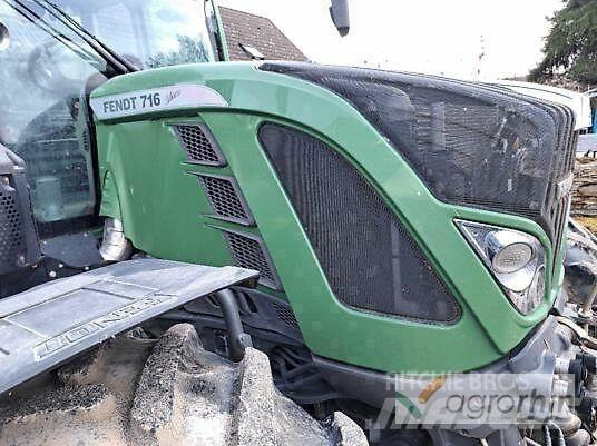 Fendt 716 SCR Traktoriai